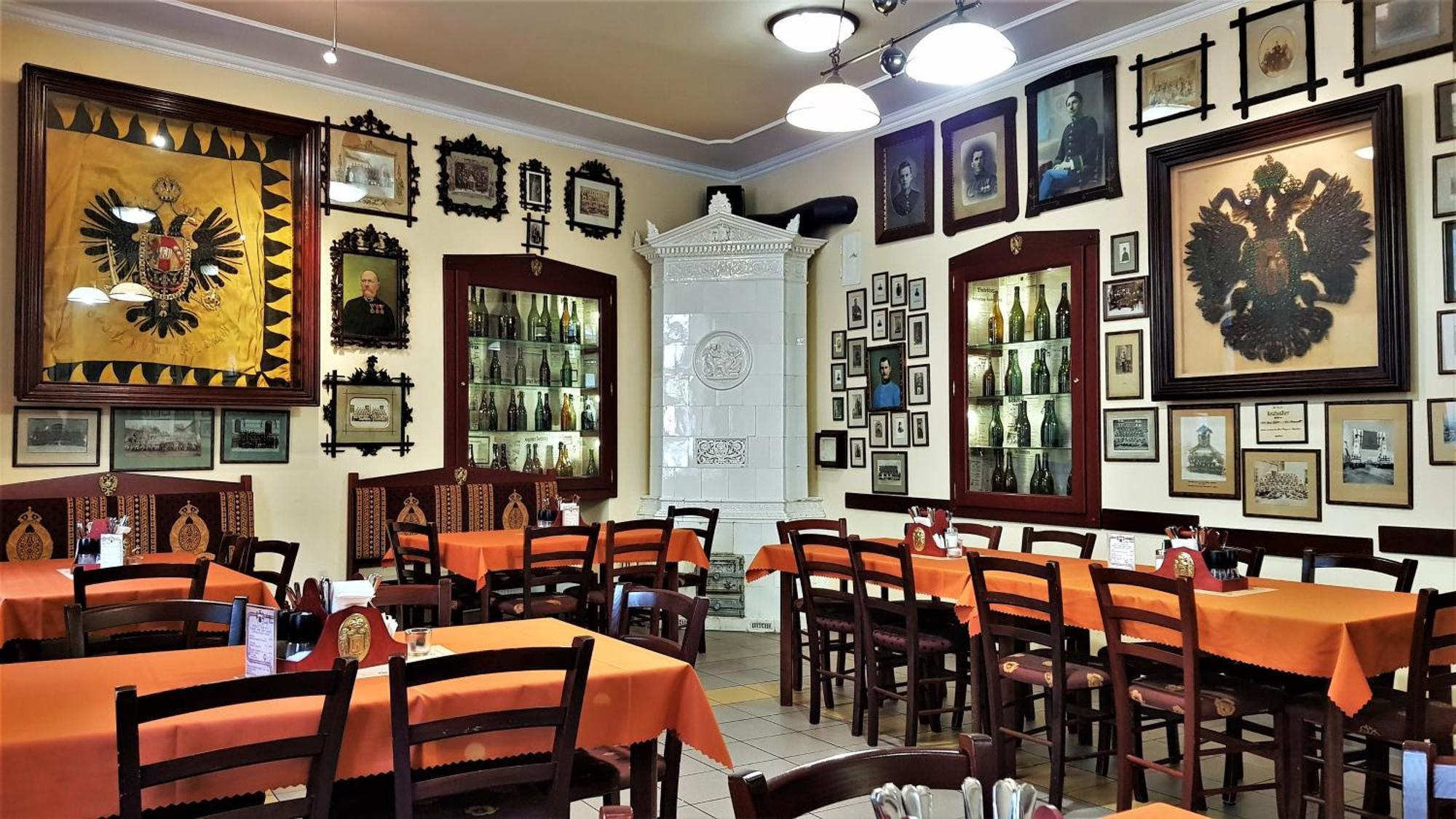 Hotel Cisar Ferdinand Loket Εξωτερικό φωτογραφία