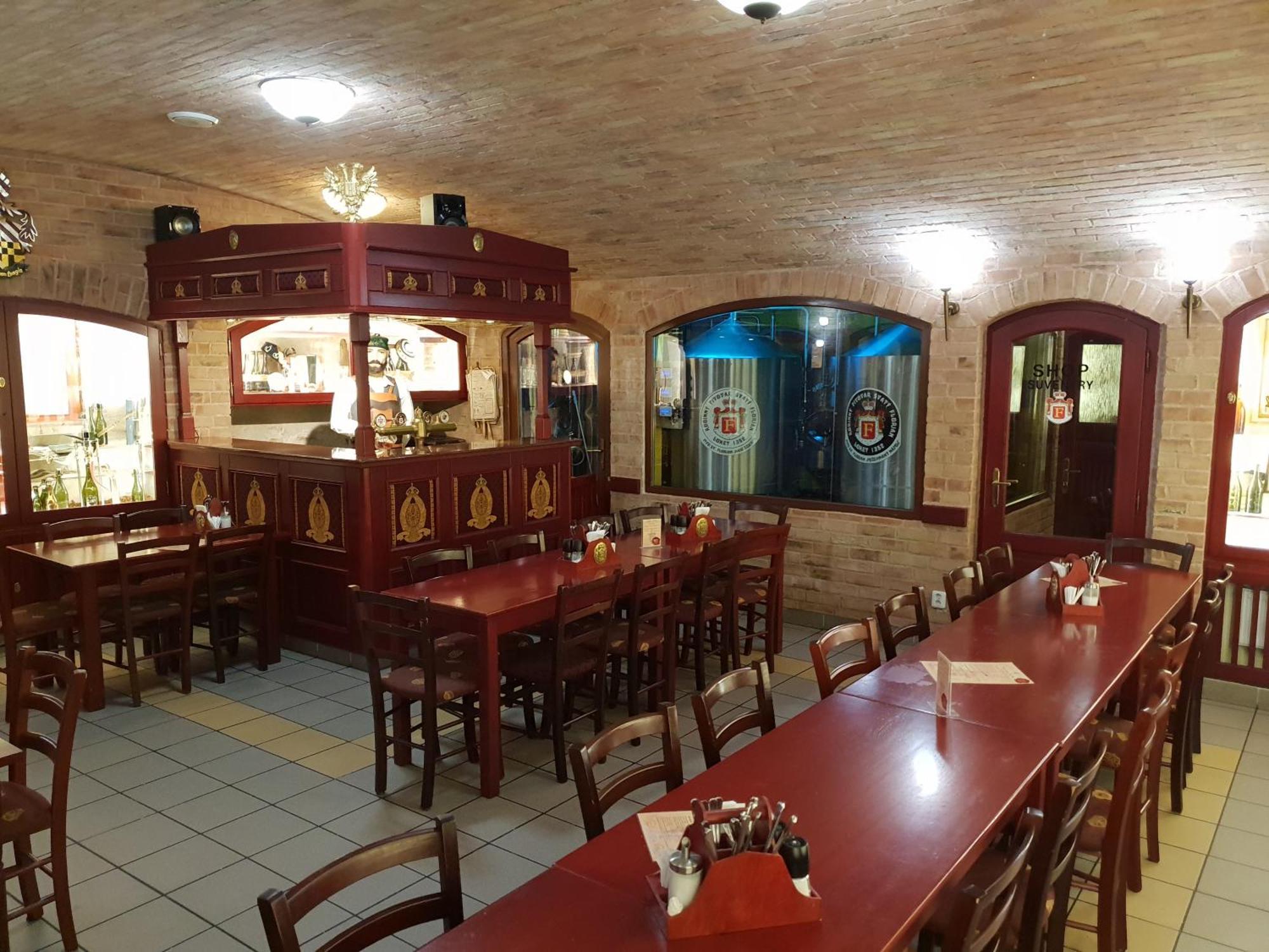 Hotel Cisar Ferdinand Loket Εξωτερικό φωτογραφία
