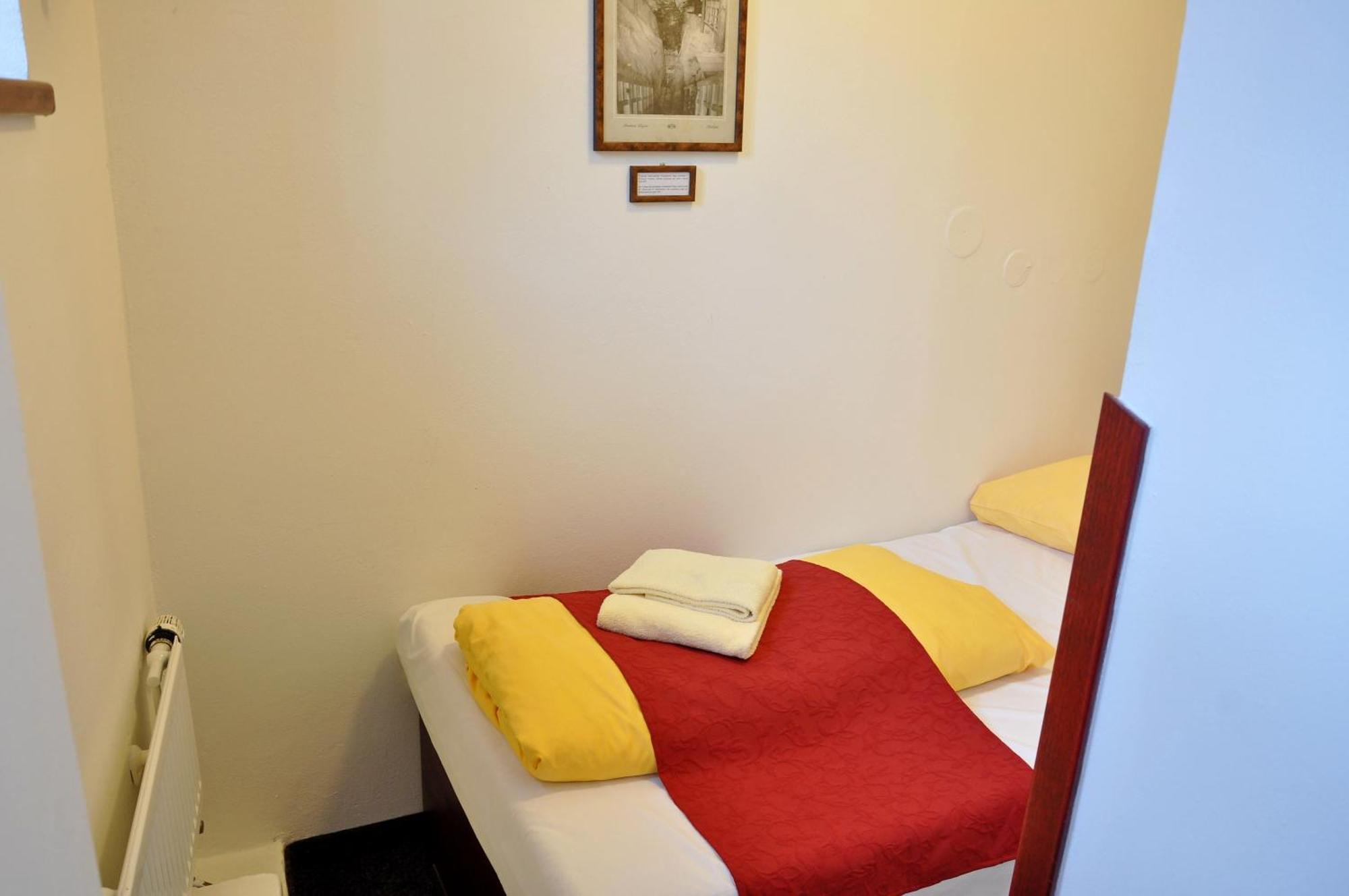 Hotel Cisar Ferdinand Loket Δωμάτιο φωτογραφία