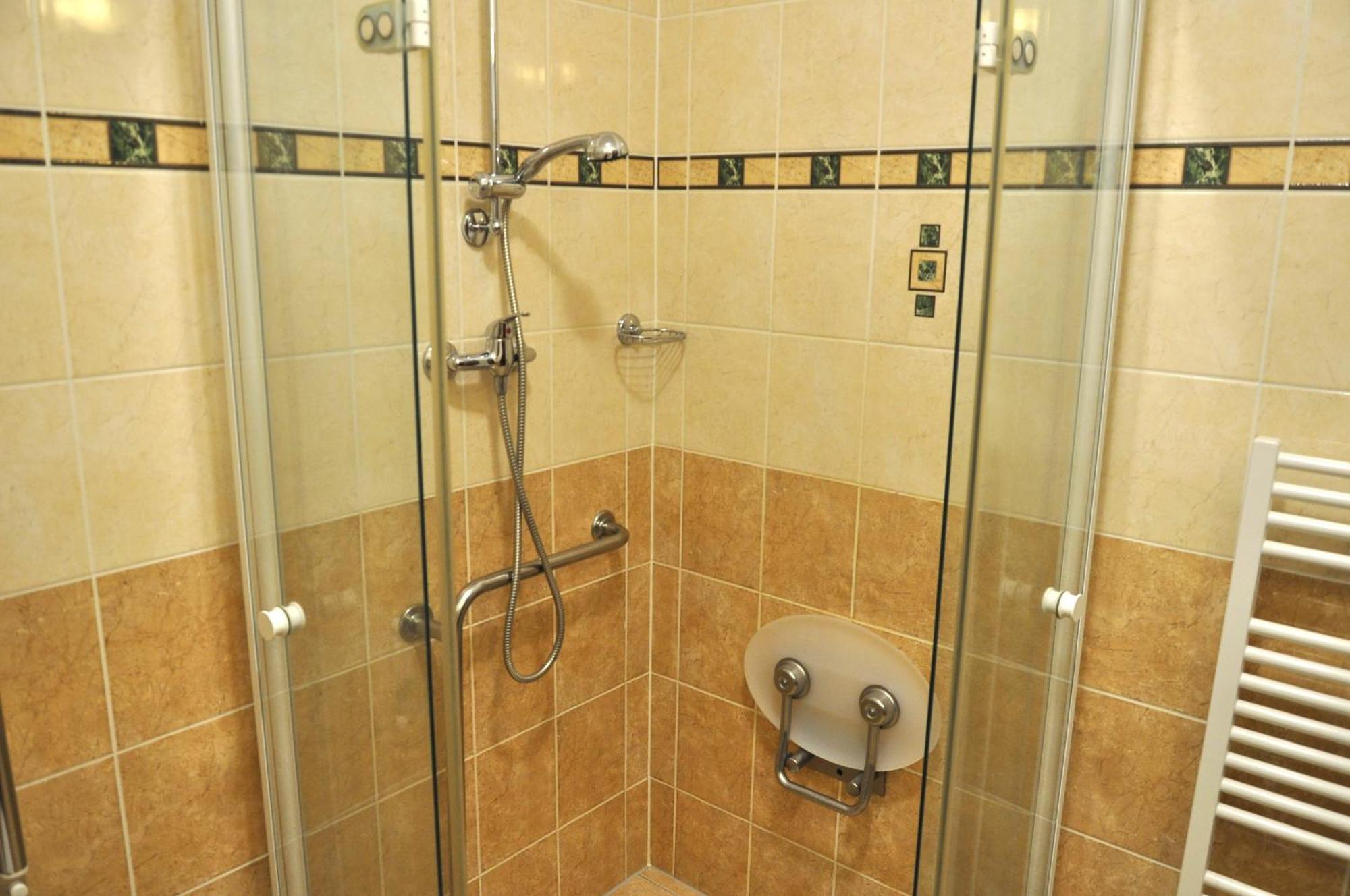 Hotel Cisar Ferdinand Loket Δωμάτιο φωτογραφία
